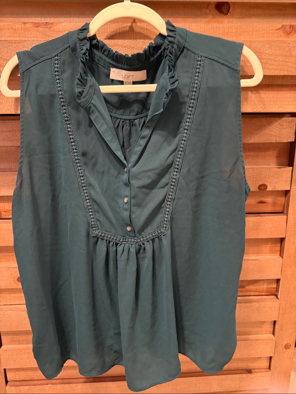 LOFT Dark Green Sleeveless Ruffle-Neck Camisole with Lace Trim